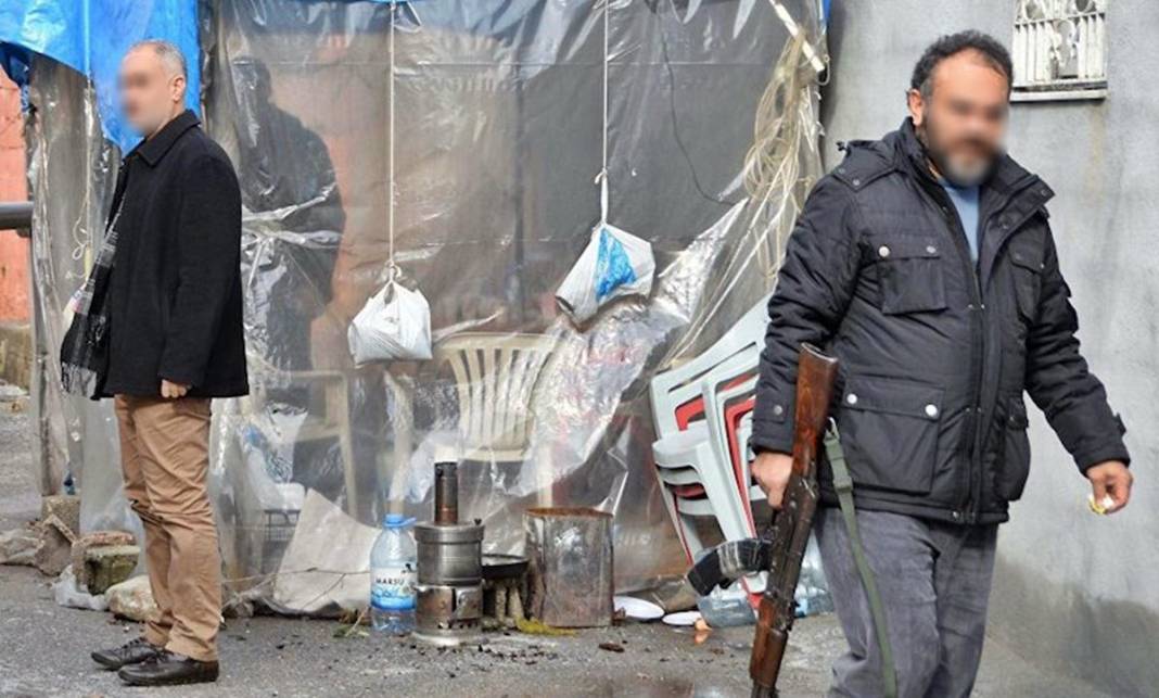 Kazı çalışmasına giden geri dönmedi, cesetleri dahi bulunamadı! Evin altında başka boyuta açılan kapı var 5